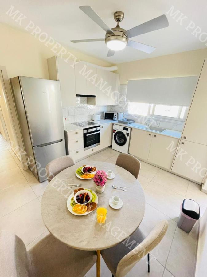 Milos City Center Apts No.34 Larnaca Exteriör bild