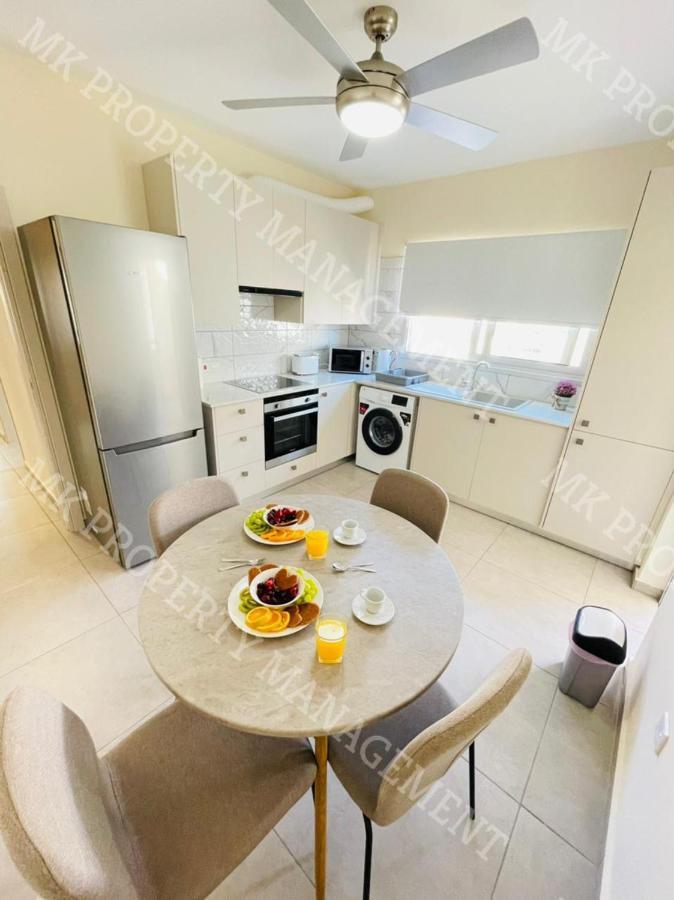 Milos City Center Apts No.34 Larnaca Exteriör bild