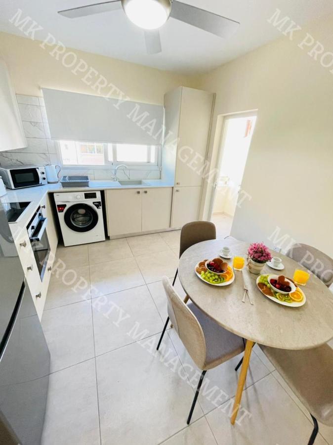 Milos City Center Apts No.34 Larnaca Exteriör bild